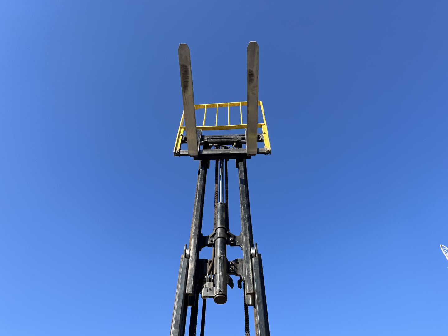 ./imagenes/INVOICE/2019/14593/MONTACARGAS ELECTRICO HYSTER E50XN (9).JPG